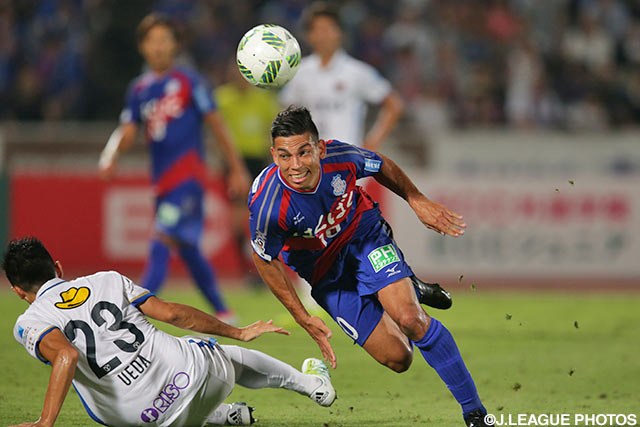 華麗に逆転ゴールを奪取した甲府の新戦力、ドゥドゥ（甲府）【明治安田Ｊ１ 2nd 第4節 甲府vs鹿島】