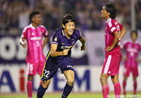 交代出場で起用に応える同点ゴールを決めた皆川 佑介（広島）【明治安田Ｊ１ 2nd 第4節 広島vs横浜FM】