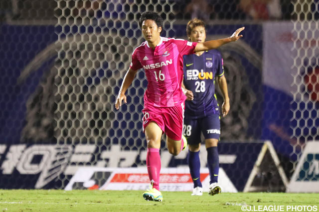 88分に豪快な同点ヘッドを突き刺した伊藤 翔（横浜FM）【明治安田Ｊ１ 2nd 第4節 広島vs横浜FM】