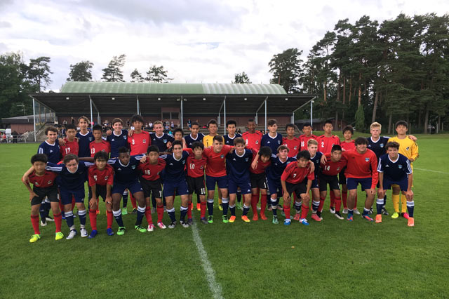 事前合宿ではプレ大会に参加。アメリカのチームとの試合は0-0の引き分けに終わりました【開幕前：2016 Gothia Cup】