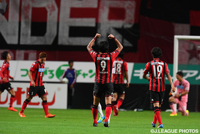 得失点差1の首位決戦制した札幌が首位の座堅持【明治安田Ｊ２ 第24節 札幌vs松本】