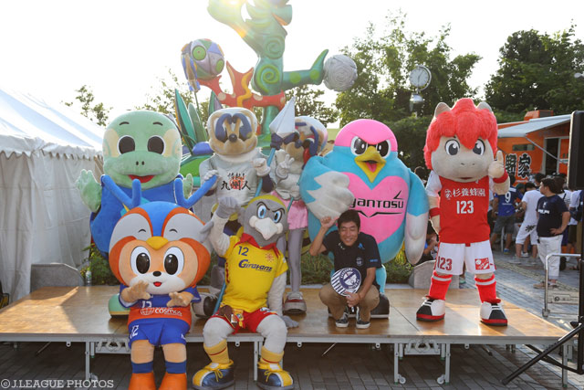 福岡に九州全土からマスコットが集結！【明治安田Ｊ１ 2nd 第5節 福岡vs鳥栖】