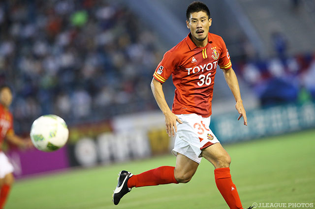 加入後初得点となる同点弾を決めた酒井 隆介（名古屋）【明治安田Ｊ１ 2nd 第5節 名古屋vs甲府】