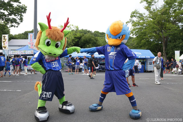 ホーリーくんが町田に来場しました【明治安田Ｊ２ 第25節 町田vs水戸】