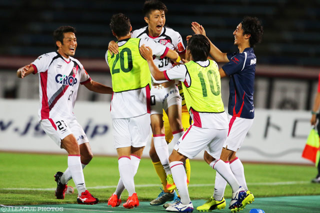 FKの流れから左足を振り抜き決勝ゴールを決めた豊川雄太（岡山）【明治安田Ｊ２ 第25節 山形vs岡山】
