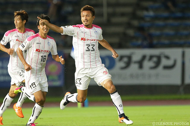 CKを頭で合わせ1点差に詰め寄るゴールを決めた福井 諒司（水戸）【明治安田Ｊ２ 第25節 町田vs水戸】