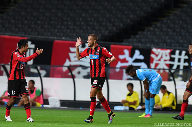 ハットトリックを達成しチームの勝利に貢献したジュリーニョ（札幌）【明治安田Ｊ２ 第25節 札幌vs岐阜】