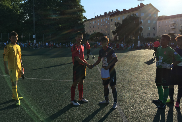 準決勝の相手はインドネシアのチームと。相手には通算20点をとっているFWもおり、苦戦が予想されます。【2016 Gothia Cup Ｕ－１４ Ｊリーグ選抜 vs ASIOP Apacinti】