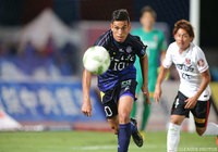 アグレッシブに3試合連続ゴールを狙ったドゥドゥ（甲府）【明治安田Ｊ１ 2nd 第6節 甲府vs浦和】