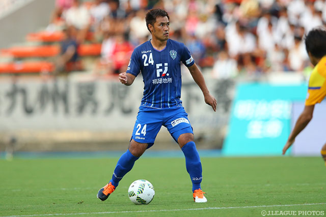 2試合連続の先発フル出場で気を吐いた駒野 友一（福岡）【明治安田Ｊ１ 2nd 第6節 福岡vs仙台】