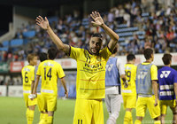 試合後にファン・サポーターの声援に応えるディエゴ オリヴェイラ（柏）【明治安田Ｊ１ 2nd 第6節 磐田vs柏】