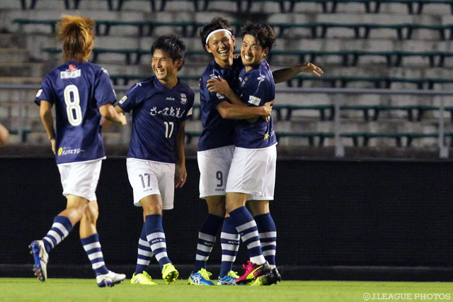 先制点で今季通算得点を9とし、得点ランキング単独トップに立った藤本 憲明（鹿児島 #9）【明治安田Ｊ３ 第20節 Ｃ大23vs鹿児島】