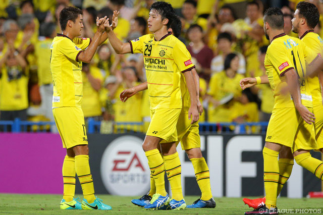 一時同点となるゴールを決めた中山 雄太（柏）【明治安田Ｊ１ 2nd 第7節 柏vs横浜FM】