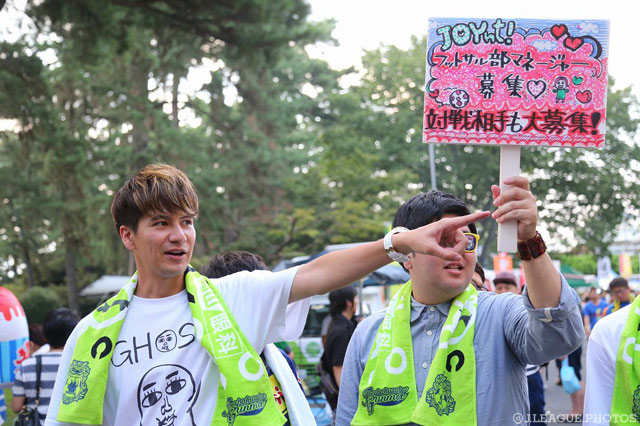 タレントのJOYさんがテレビ番組のロケで正田スタに来場！【明治安田Ｊ２ 第27節 群馬vs山形】