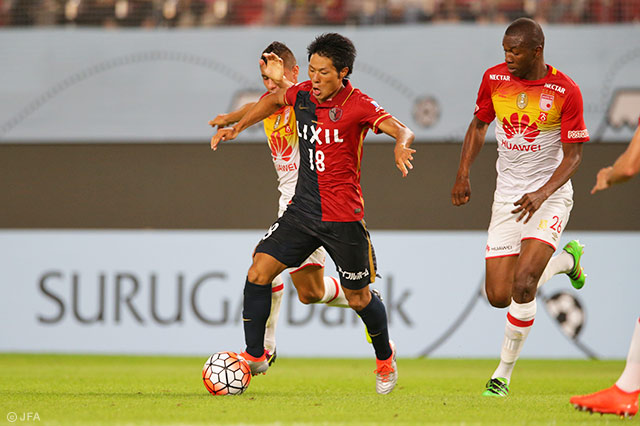 右ポストを叩く惜しいシュートを放った赤﨑 秀平（鹿島）【スルガ銀行チャンピオンシップ2016 鹿島vsサンタフェ】