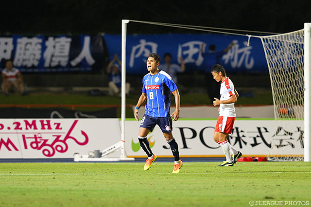 同点ゴールを豪快に蹴り込んだロメロ フランク（水戸）【明治安田Ｊ２ 第28節 水戸vs熊本】