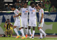 ピーター ウタカ（#9）の今季17得点目で同点に追いついた広島【明治安田Ｊ１ 2nd 第8節 湘南vs広島】