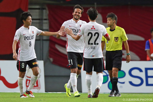 87分にダメ押し点を挙げたズラタン（浦和） 【明治安田Ｊ１ 2nd 第8節 名古屋vs浦和】