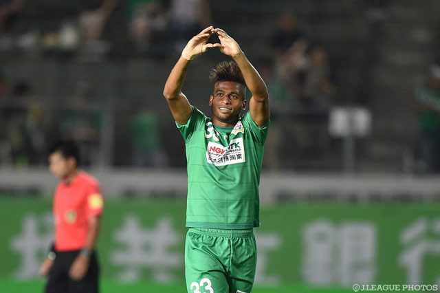 途中出場で同点ゴールを決めたレオミネイロ（岐阜）【明治安田Ｊ２ 第29節 岐阜vs徳島】