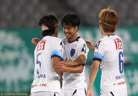 後半アディショナルタイムに試合を決める追加点を決めた永田 拓也（横浜FC）【明治安田Ｊ２ 第29節 東京Ｖvs横浜FC】