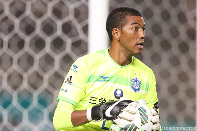 失点を喫するも、好セーブが光ったタンドウ ベラピ（湘南）【明治安田Ｊ１ 2nd 第9節 鹿島vs湘南】