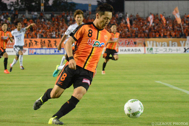 2試合連続ゴールとはならなかった島屋 八徳（山口）【明治安田Ｊ２ 第30節 山口vs松本】