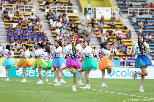 福岡のアイドルグループ「HR（エイチアール）」がスペシャルゲストとして登場！【明治安田Ｊ１ 2nd 第10節 福岡vs磐田】