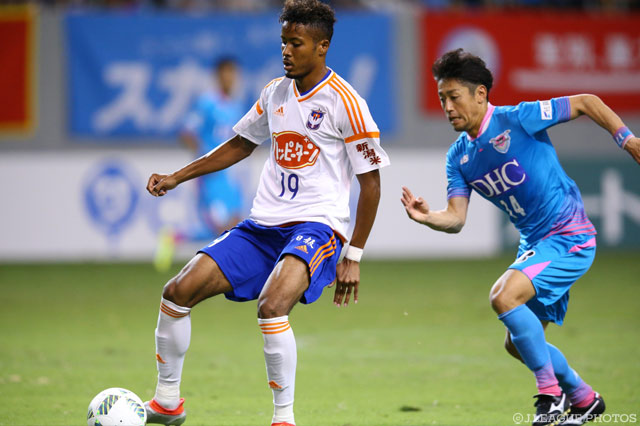 60分に途中出場を果たすもゴールを奪えなかった鈴木 武蔵（新潟）【明治安田Ｊ１ 2nd 第10節 鳥栖vs新潟】