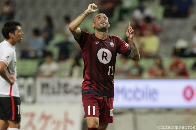 35分に同点ゴールを決めたレアンドロ（神戸）【ＹＬＣ 準々決勝 第1戦 神戸vs浦和】