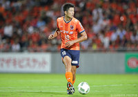 粘り強いボール奪取から決勝点を演出した横山 知伸（大宮）【ＹＬＣ 準々決勝 第1戦 大宮vs横浜FM】