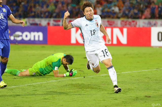 貴重な追加点を挙げた浅野 拓磨（シュツットガルト）【ロシアＷ杯 アジア最終予選 タイvs日本】