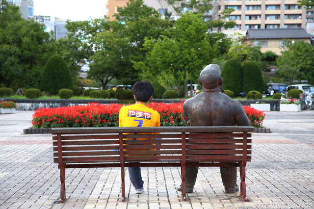 開門を待つ2人!?【明治安田Ｊ１ 2nd 第11節 仙台vs横浜FM】