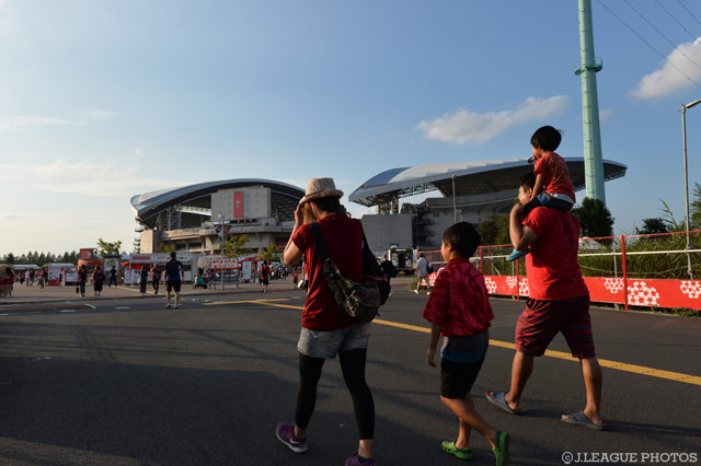 今日も家族みんなでサッカー観戦！【明治安田Ｊ１ 2nd 第11節 浦和vs鳥栖】