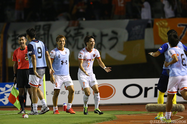 69分に決勝ヘッドを決めた江坂 任（大宮）【明治安田Ｊ１ 2nd 第11節 広島vs大宮】