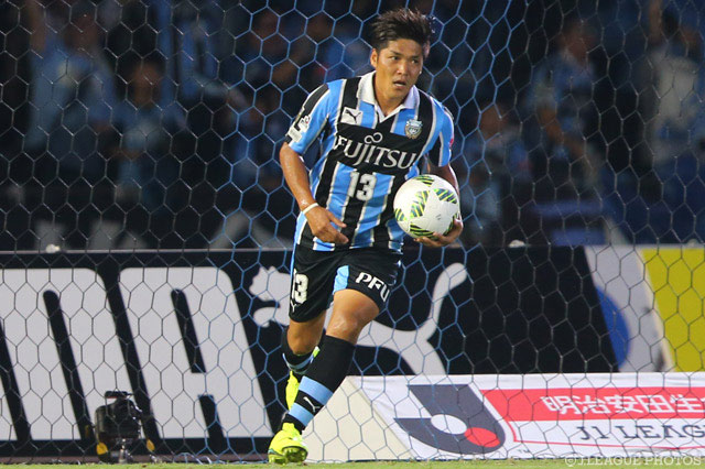 得点ランキング2位タイとなる15ゴール目を決めた大久保 嘉人（川崎Ｆ）【明治安田Ｊ１ 2nd 第11節 川崎Ｆvs福岡】