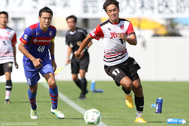 4試合ぶりのゴールとなる先制点を決めた梅内 和磨（盛岡）【明治安田Ｊ３ 第21節 盛岡vsＦ東23】