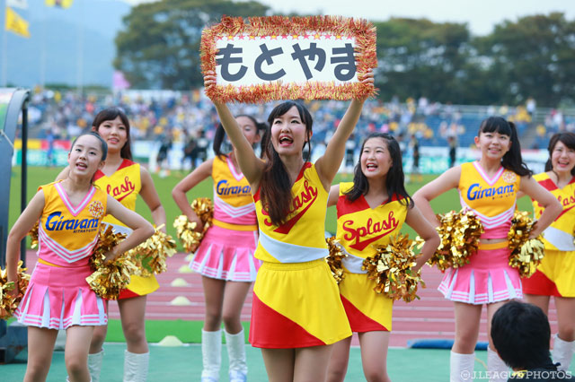 百戦錬磨のベテランへ、若者からのエールよ届け。【明治安田Ｊ２ 第31節 北九州vs徳島】