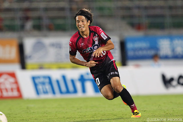 巧みなパスでチャンスを演出した矢島 慎也（岡山）【明治安田Ｊ２ 第31節 岡山vs山口】