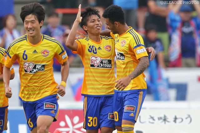 西村 拓真の同点ヘッドで試合を振り出しに戻した仙台【明治安田Ｊ１ 2nd 第12節 甲府vs仙台】