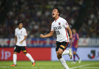 77分に同点ゴールを決めた途中出場の李 忠成（浦和）【明治安田Ｊ１ 2nd 第12節 FC東京vs浦和】