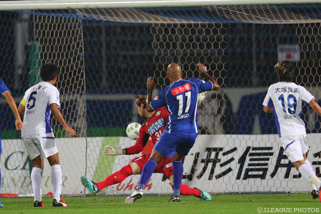 こぼれ球をディエゴが押し込み先制した山形【明治安田Ｊ２ 第32節 山形vs徳島】