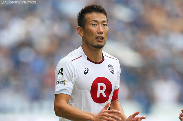 巧みなコントロールから試合を決定づける4点目を奪った渡邉 千真（神戸）【明治安田Ｊ１ 2nd 第13節 福岡vs神戸】