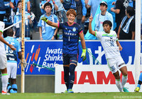 試合終盤のビッグセーブが光った村山 智彦（湘南）【明治安田Ｊ１ 2nd 第13節 磐田vs湘南】