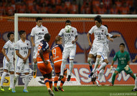 直接FKでゴールを狙うレオ シルバ（新潟）【明治安田Ｊ１ 2nd 第13節 新潟vs鹿島】