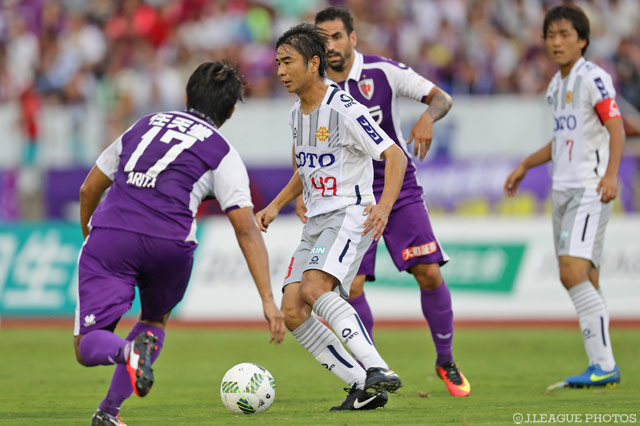 攻撃で存在感を発揮した本山 雅志（北九州）【明治安田Ｊ２ 第33節 京都vs北九州】