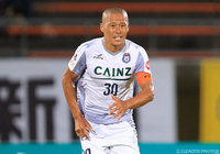 一矢報いる豪快なゴールを決めた松下 裕樹（群馬）【明治安田Ｊ２ 第33節 金沢vs群馬】