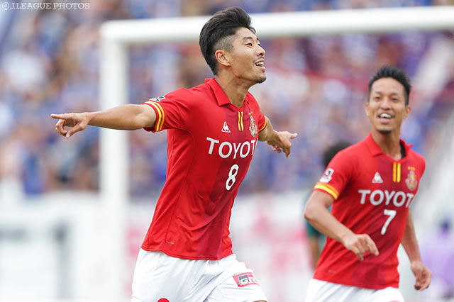 先制ミドルで大量得点の口火を切ったハ デソン（名古屋）