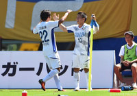 波状攻撃から先制点を押し込んだ大﨑 淳矢（徳島）【明治安田Ｊ２ 第34節 長崎vs徳島】