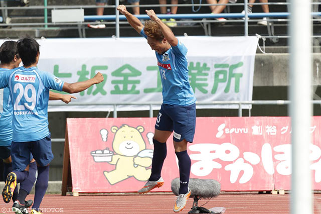 讃岐のＪ２通算100得点目となる先制PKを決め、4試合連続得点の木島 徹也【明治安田Ｊ２ 第34節 讃岐vs松本】