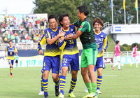 中村 駿の決勝点で5試合ぶりの白星を挙げた群馬【明治安田Ｊ２ 第34節 群馬vs千葉】